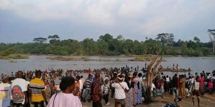 Drame en Sierra Leone : Six personnes portées disparues après un naufrage lors d’un anniversaire sur la rivière Moa