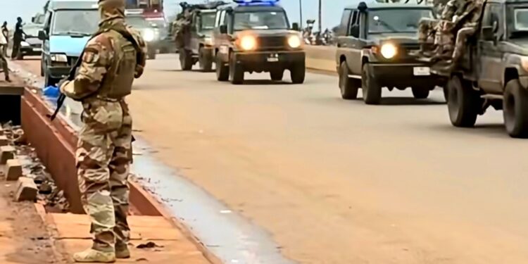 Tabaski 2026 : le président Mamadi Doumbouya est arrivé à Kankan pour le suivi des projets routiers et les festivités de la Mamaya