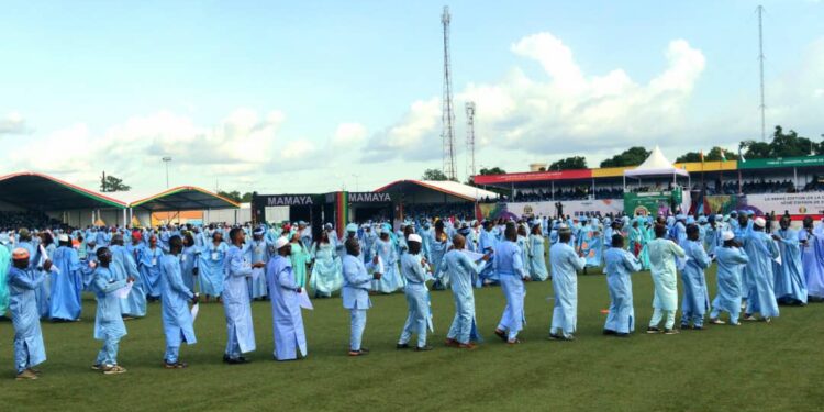 Mamaya 2026 : Moussa Moïse Sylla donne le coup d’envoi au stade M’ballou Mady Diakité de Kankan