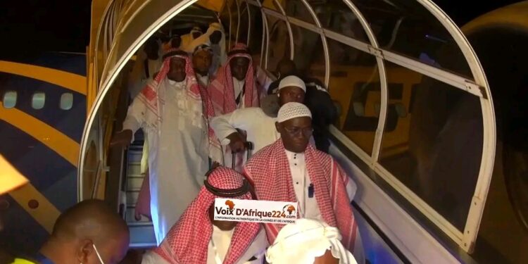 Hajj 2026 : Le premier contingent de pèlerins guinéens de retour à Conakry