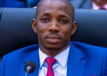 Football : l’honorable Aly Badara Condé offre 1.000 tickets aux supporters de Karfamoriah FC