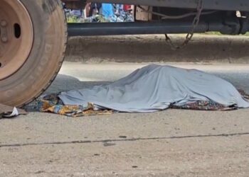 Une jeune femme tuée dans un accident à Sangoyah : le bilan tragique d&rsquo;une collision entre un camion et une moto