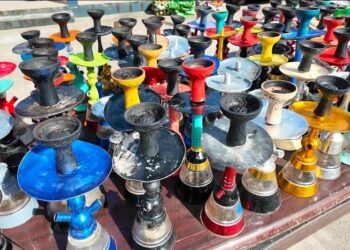 Conakry : Coup de filet de l&rsquo;OCAD, plus de 1 300 cartons de charbon de chicha saisis